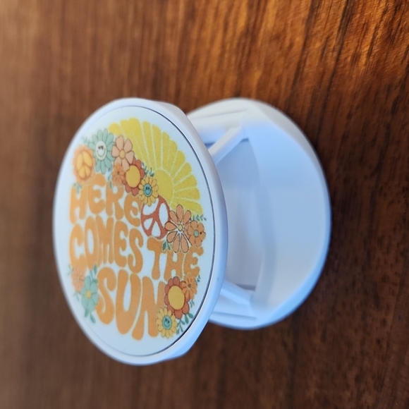 Hippy phone holder - Picture 3 of 3